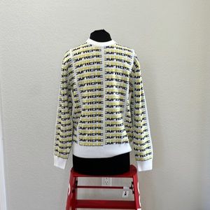 SUPREME sweater, new In package.